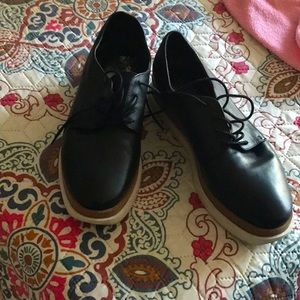 Womens Oxford.